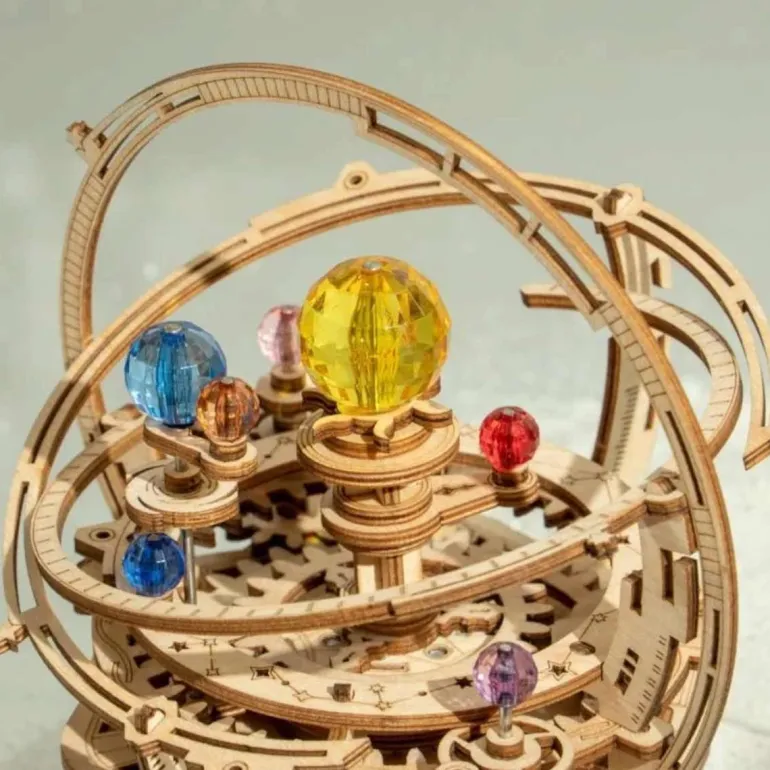 Bouwpakket Mechanical Music Box | Starry Night Planets