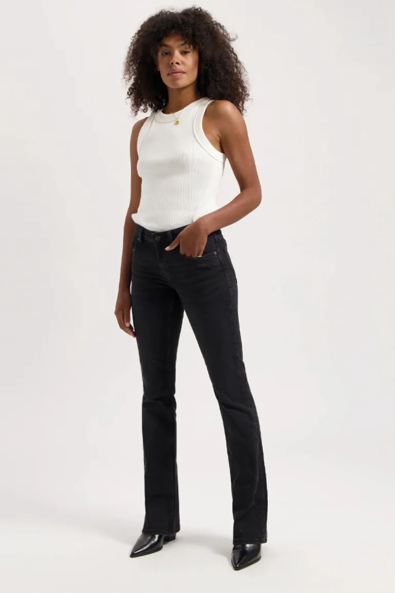 Pants Amy Bootcut Worn in Black - Kuyichi