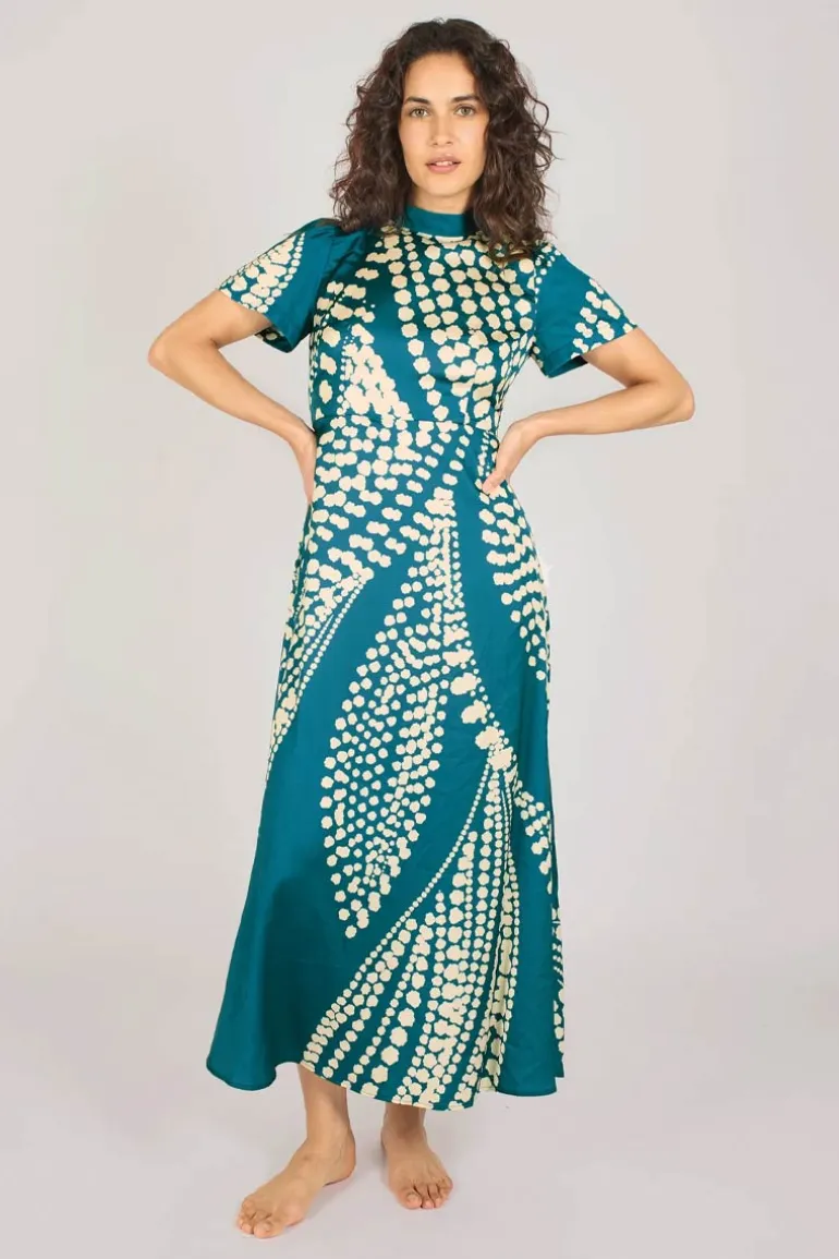 Solitude Dress Blue - Traffic People